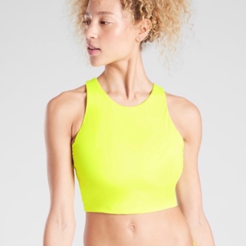 Athleta conscious crop - size s d-dd+